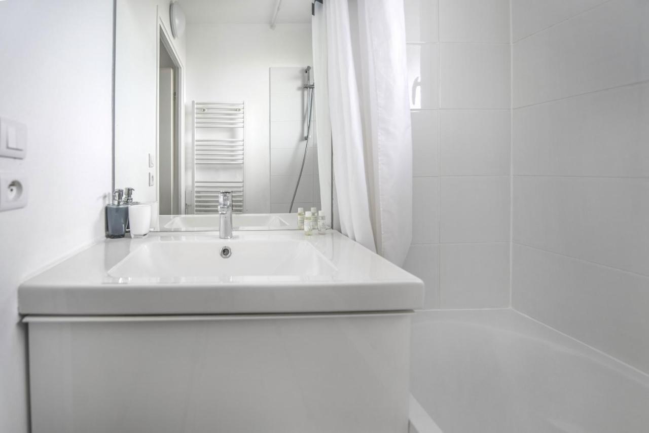Bel Appartement De 2 Chambres A 40 Min De Paris Courcouronnes Exteriér fotografie